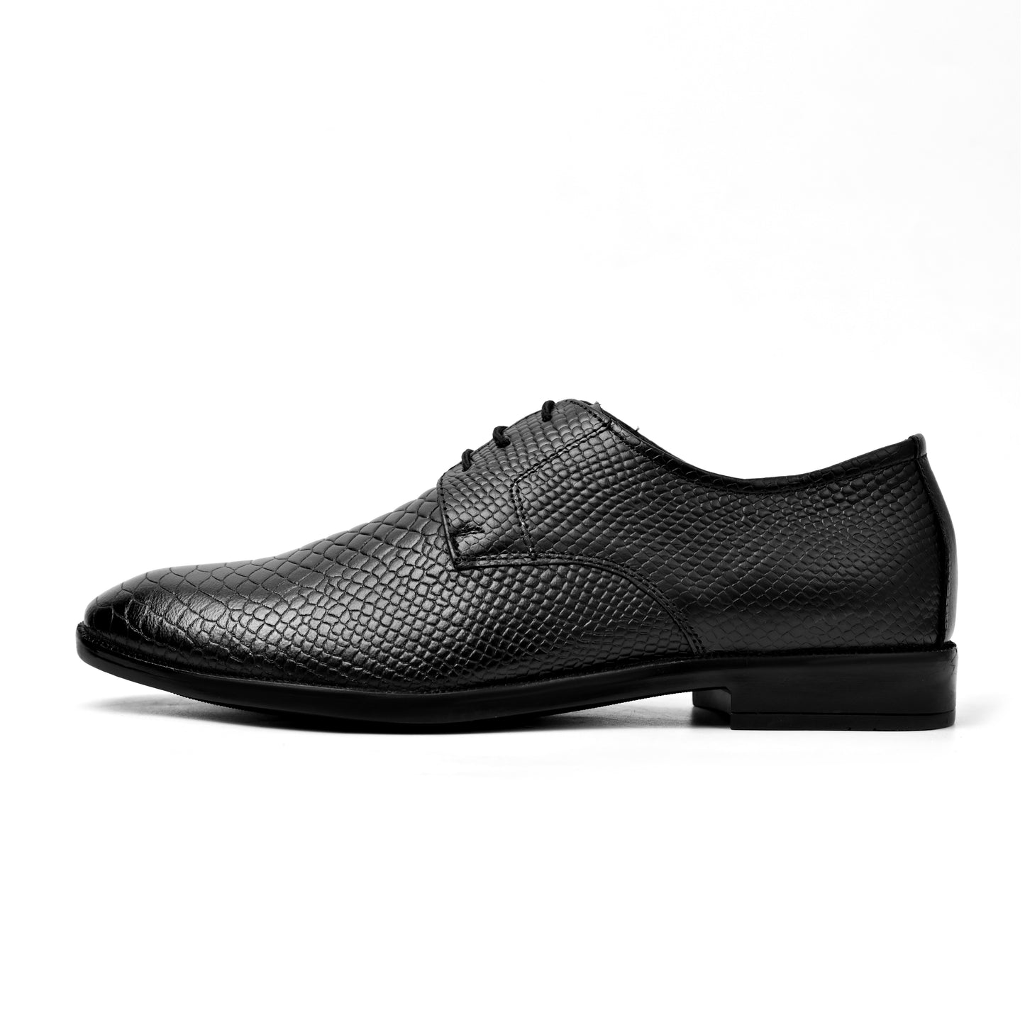 Dagga Men’s Genuine Leather Crocodile Textured Lace-Up Formal Shoes – Black & Brown