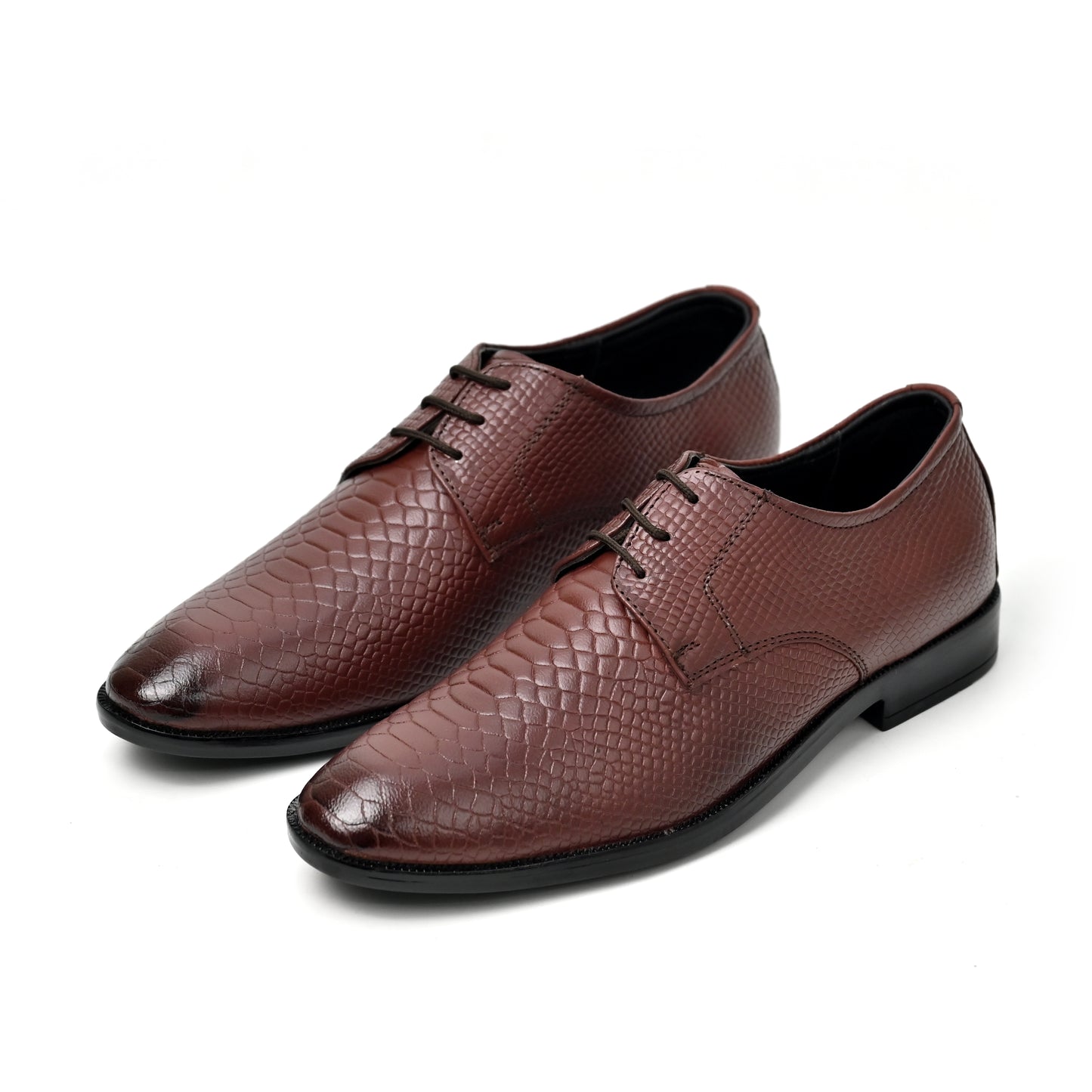 Dagga Men’s Genuine Leather Crocodile Textured Lace-Up Formal Shoes – Black & Brown